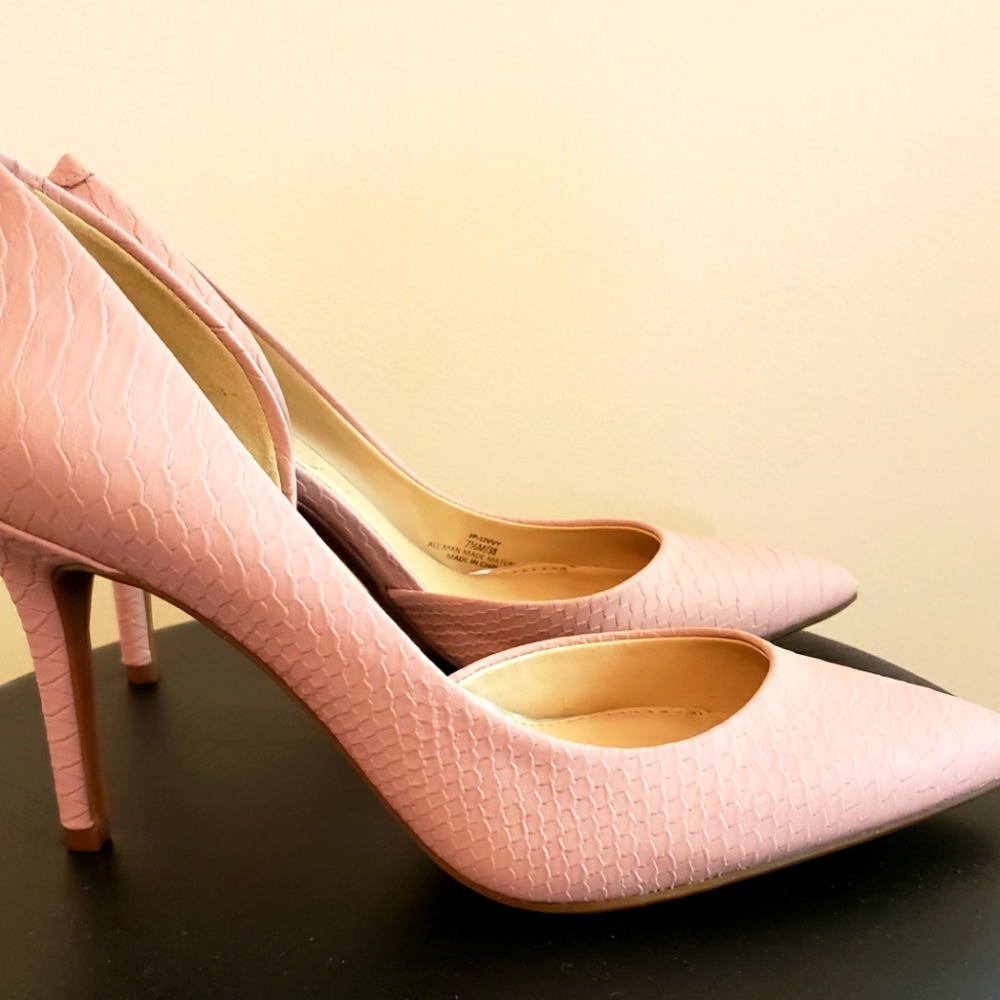 Pink heels